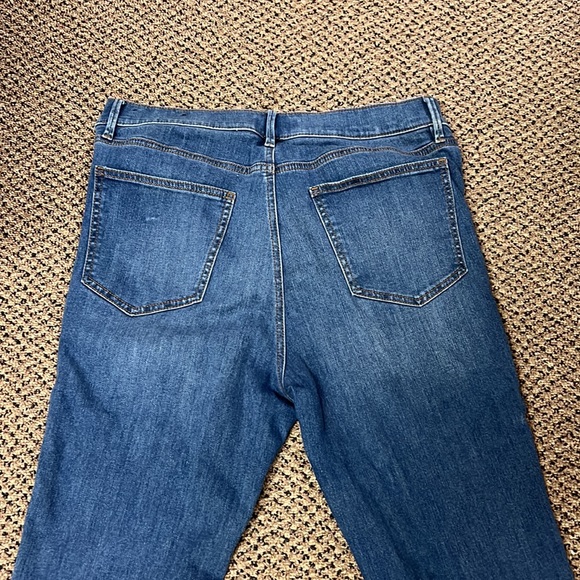 Ann Taylor cropped flare jeans - Picture 5 of 6